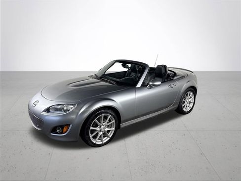 Used 2011 MAZDA MX-5 Miata Grand Touring RWD image 2