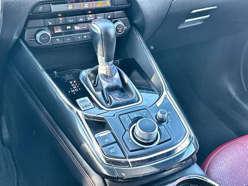 Used 2021 MAZDA CX-9 Carbon Edition image 17