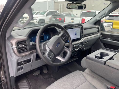 Used 2024 Ford F150 XLT image 11