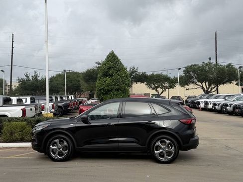 Used 2025 Ford Escape ST-Line FWD image 4