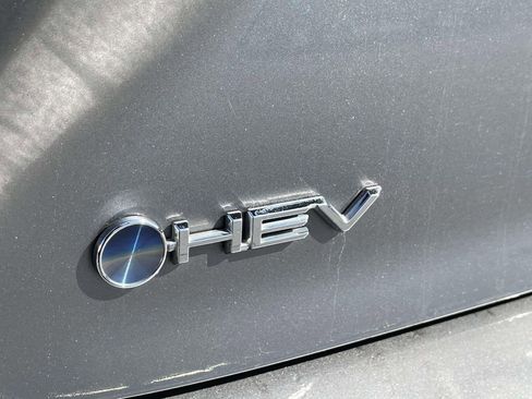 Used 2025 Toyota Camry SE w/ Convenience Package FWD image 12