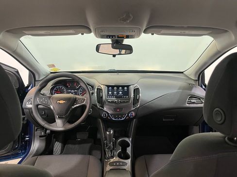 Used 2019 Chevrolet Cruze LT w/ Convenience Package image 19