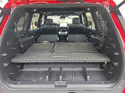 Used 2024 Toyota Sequoia Platinum AWD/4WD image 41