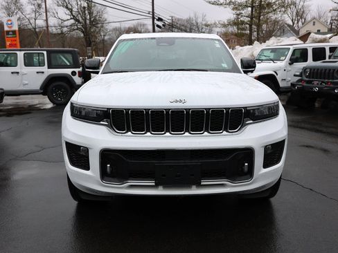 Used 2023 Jeep Grand Cherokee L Overland image 2