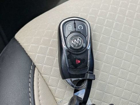 Used 2017 Buick Encore Preferred FWD image 32