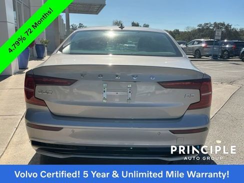Certified 2024 Volvo S60 B5 Core image 12