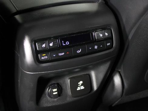 Used 2023 Hyundai Palisade Calligraphy w/ Cargo Package image 23