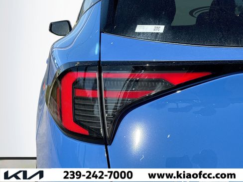 New 2026 Kia Sportage EX w/ EX Panorama Roof Package image 10