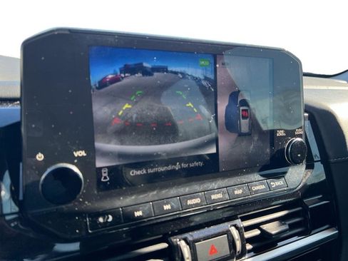 Used 2023 Nissan Pathfinder SL w/ SL Premium Package image 14