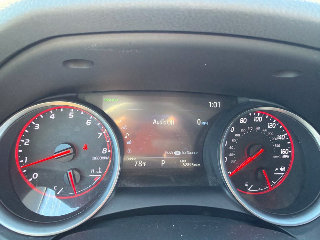 Used 2023 Toyota Camry XSE FWD image 7