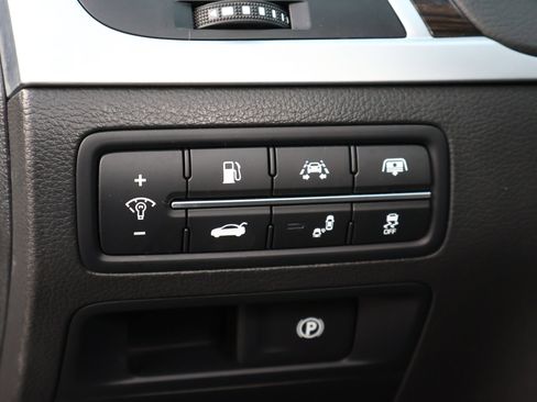 Used 2015 Hyundai Genesis 3.8 w/ Option Group 03 image 14