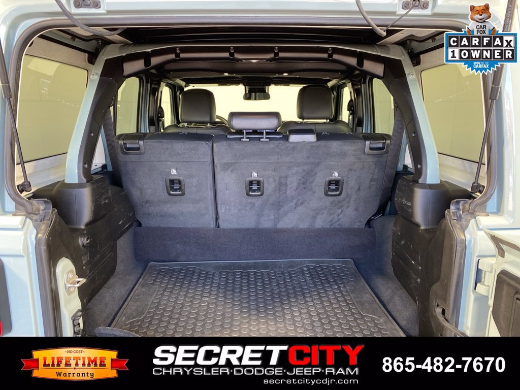 Used 2024 Jeep Wrangler Unlimited Sahara AWD/4WD image 30