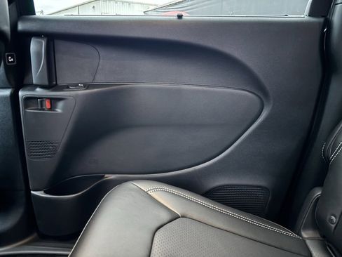 New 2026 Chrysler Pacifica Select image 23