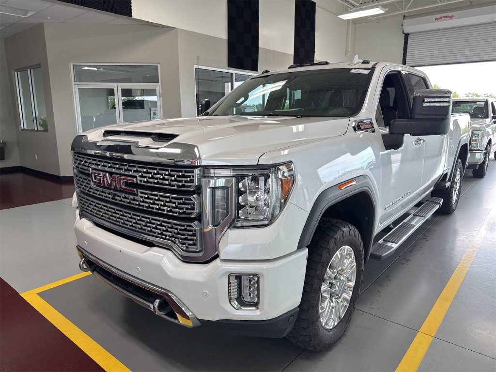 Used 2020 GMC Sierra 2500 Denali w/ Denali Ultimate Package AWD/4WD image 2