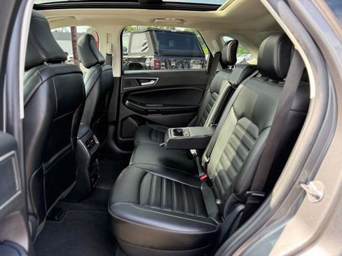Used 2021 Ford Edge SEL w/ Convenience Package AWD/4WD image 15