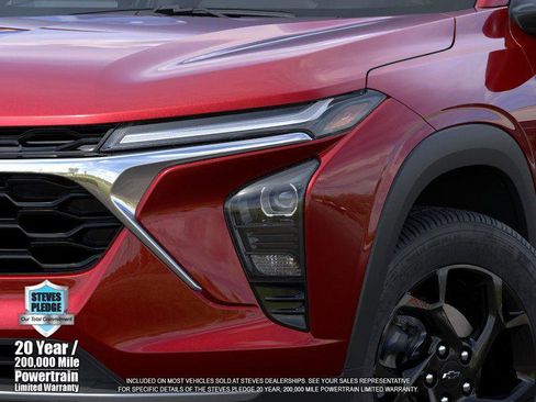 New 2026 Chevrolet Trax LT w/ Driver Confidence Package image 10