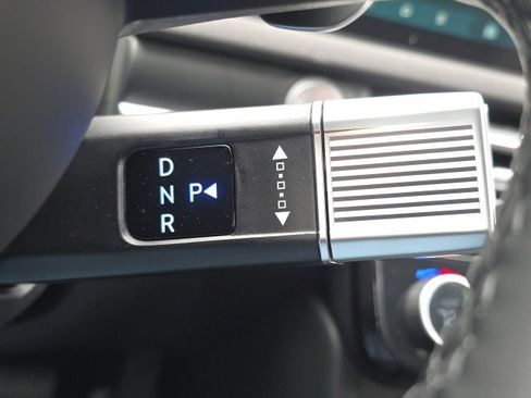 New 2026 Hyundai Tucson Limited image 16