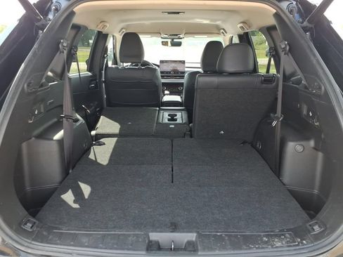 Used 2025 Mitsubishi Outlander SE FWD image 5