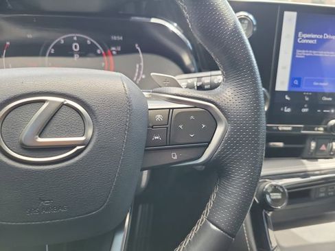 Used 2022 Lexus NX 350 F Sport w/ Towing Package (2000 Lbs) AWD/4WD image 21
