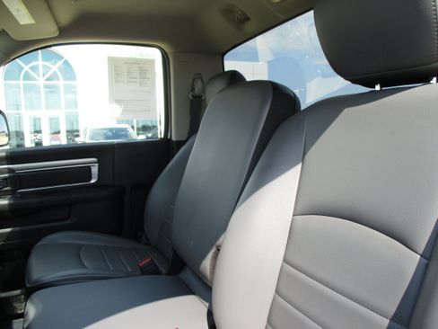 Used 2022 RAM 1500 Tradesman w/ Power & Remote Entry Group RWD image 24
