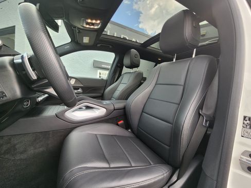 Used 2024 Mercedes-Benz GLS 450 4MATIC w/ AMG Line Exterior image 35
