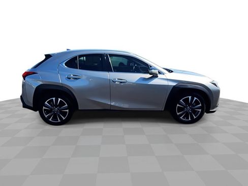 Used 2020 Lexus UX 200 w/ Accessory Package 2 FWD image 9