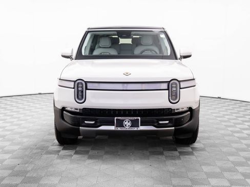 Used 2024 Rivian R1S Adventure image 8
