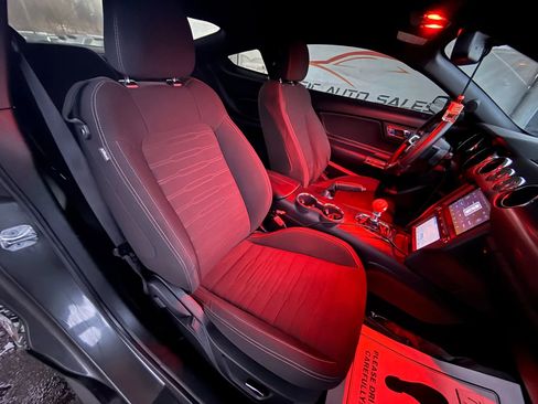 Used 2017 Ford Mustang EcoBoost Coupe 2D w/ Ecoboost Performance Package image 21