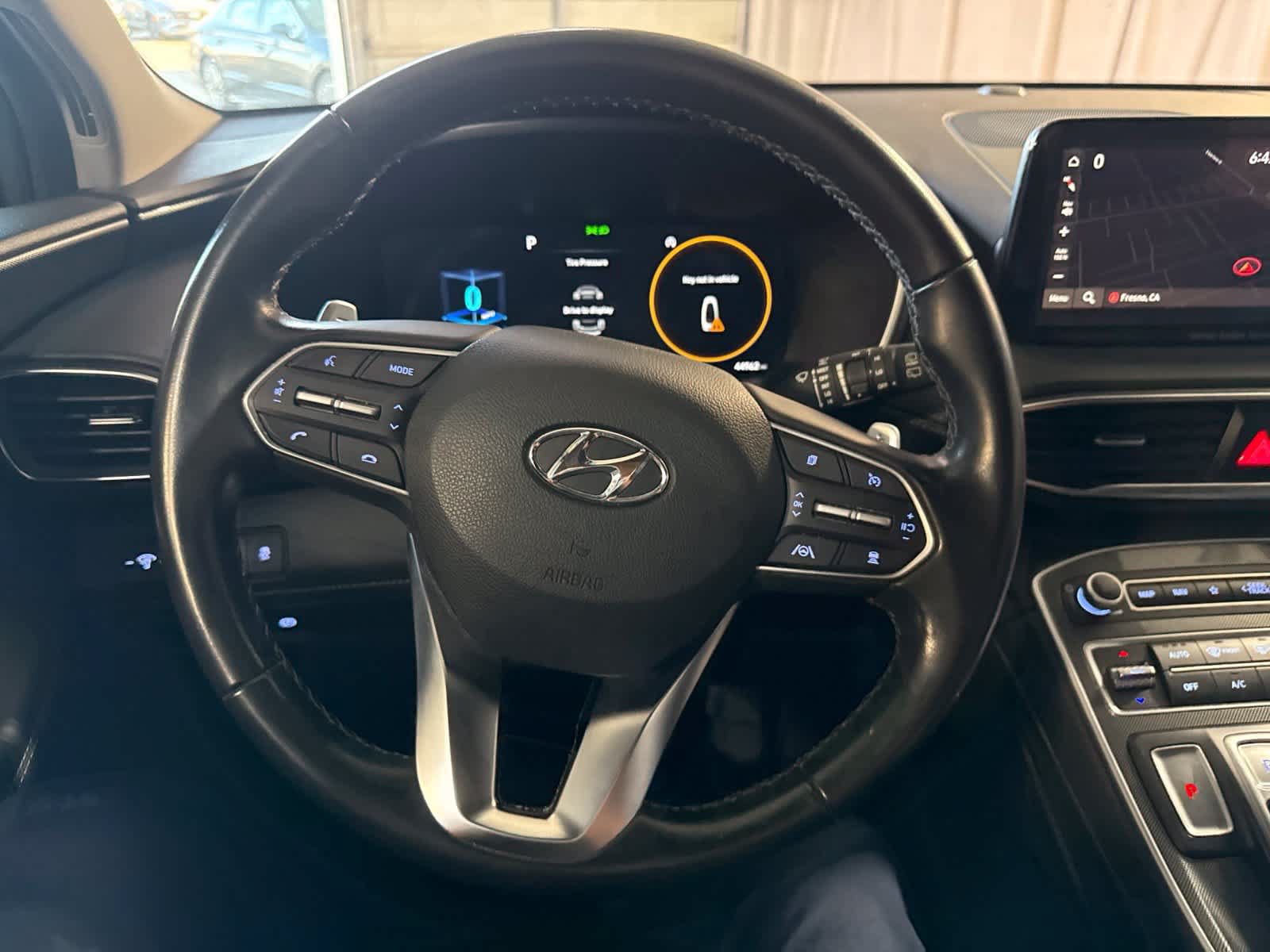 Certified 2023 Hyundai Santa Fe SEL w/ Premium Package AWD/4WD image 25