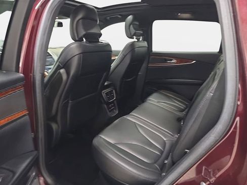 Used 2018 Lincoln MKX Select w/ Select Plus Package AWD/4WD image 12