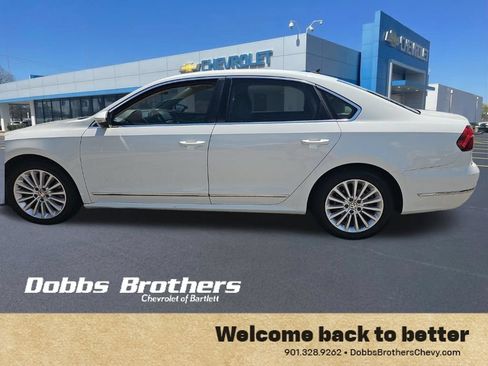 Used 2017 Volkswagen Passat 1.8T SE FWD image 10