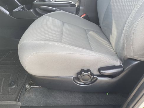 Used 2021 Toyota Tacoma SR image 22