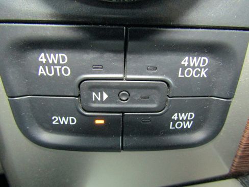 Used 2017 RAM 1500 Laramie image 37