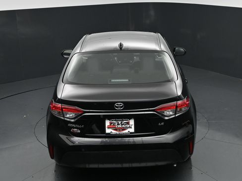 Used 2026 Toyota Corolla LE FWD image 32