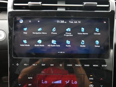 Used 2024 Hyundai Tucson Limited AWD/4WD image 28