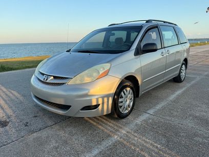 Used 2006 Toyota Sienna CE