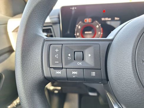 Used 2026 Nissan Kicks SV image 18