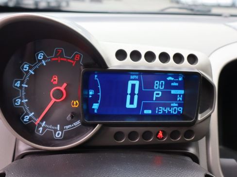 Used 2015 Chevrolet Sonic LTZ FWD image 3