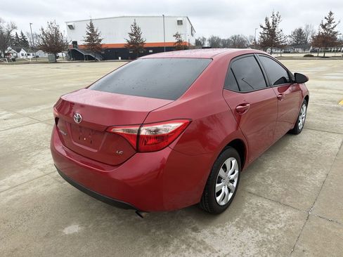 Used 2017 Toyota Corolla LE image 29