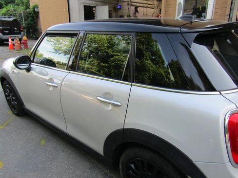 Used 2017 MINI Cooper S FWD image 3