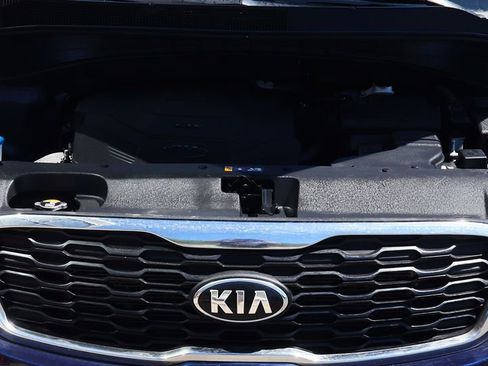 Used 2019 Kia Sorento S image 54