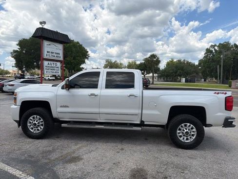 Used 2018 Chevrolet Silverado 3500 High Country w/ Duramax Plus Package AWD/4WD image 9