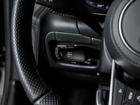 Used 2022 Audi R8 V10 performance AWD/4WD image 31