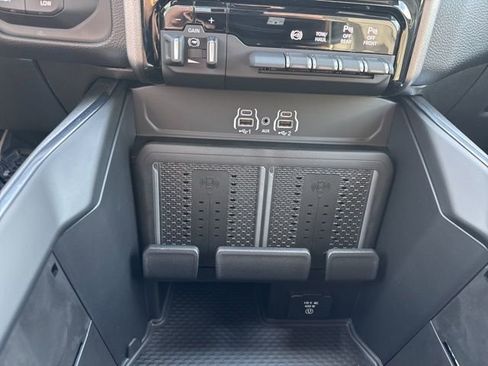 New 2026 RAM 2500 Laramie image 40