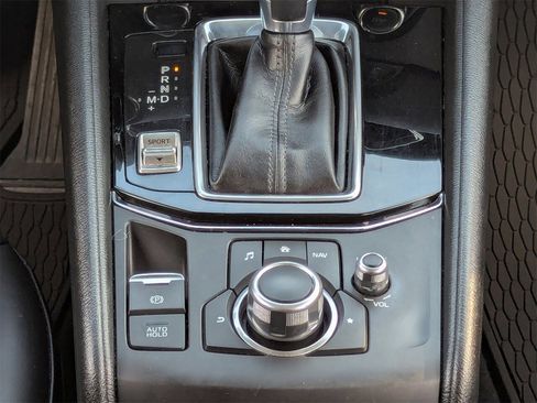 Used 2018 MAZDA CX-5 Touring w/ Preferred Equipment Package image 23