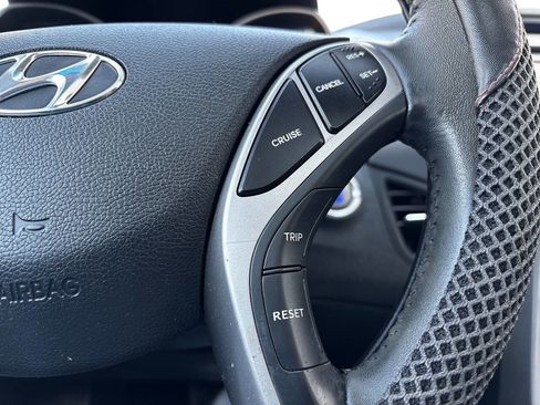 Used 2013 Hyundai Elantra Limited w/ Technology Pkg image 20