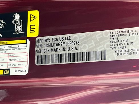 Used 2021 Jeep Gladiator Sport w/ Trailer Tow Package AWD/4WD image 28