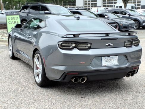 Used 2022 Chevrolet Camaro SS RWD image 10