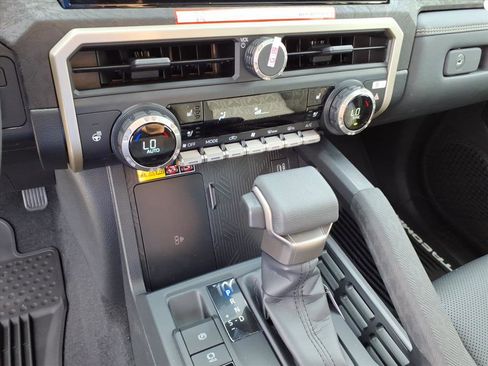 New 2026 Toyota Tacoma Limited AWD/4WD image 14