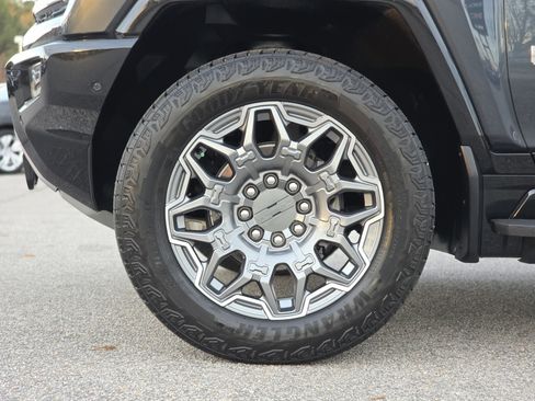 Used 2025 GMC Hummer EV 3X image 53